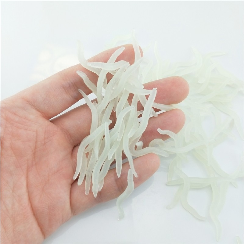 60pcs 4cm Fishing Silicone Lum - Aglaonema Red ulasan dan harga